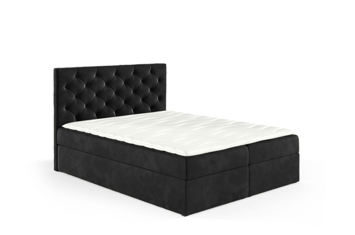 sara riviera 100.jpg