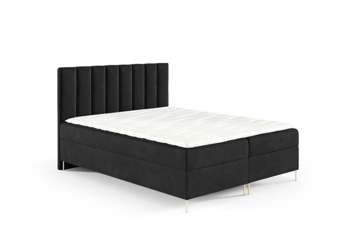 nina nóżki riviera 100.jpg